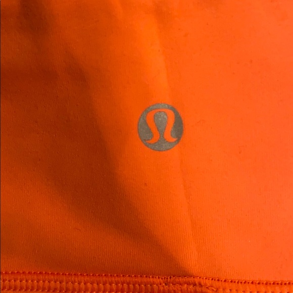 LULULEMON CAPRIS SIZE 2 - Picture 2 of 2